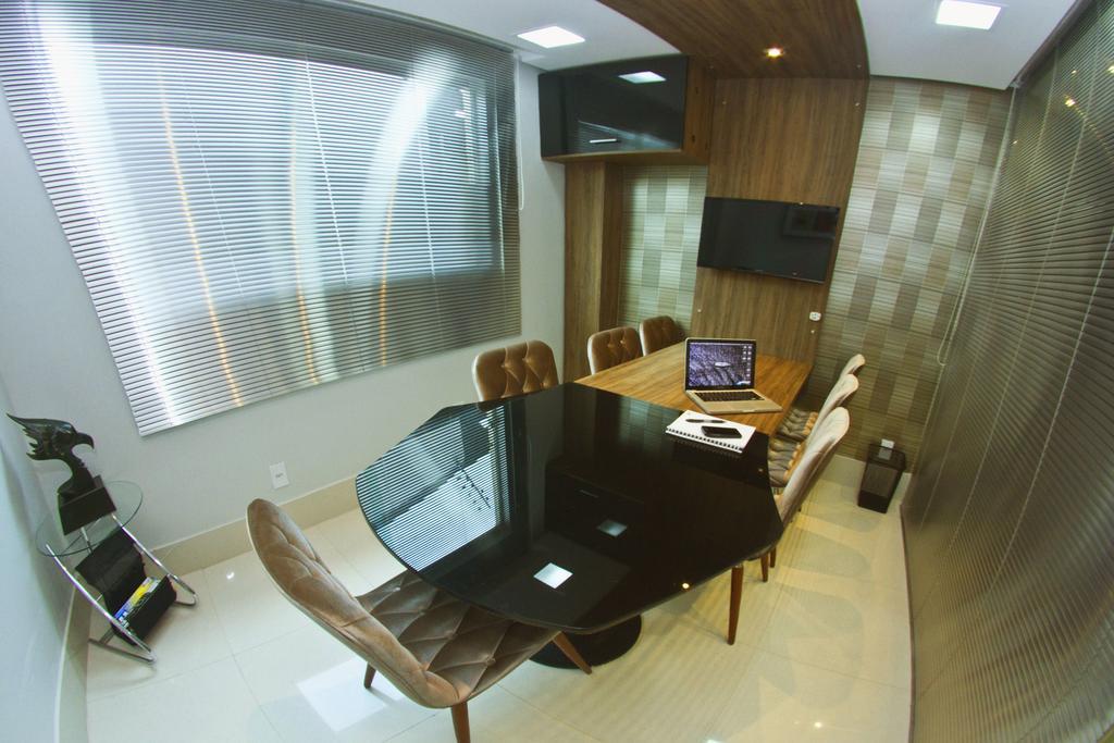 Hotel Innflat-Business มาเนาส์ ภายนอก รูปภาพ