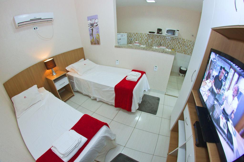 Hotel Innflat-Business มาเนาส์ ภายนอก รูปภาพ