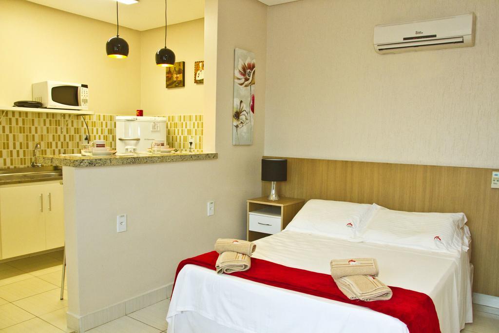Hotel Innflat-Business มาเนาส์ ภายนอก รูปภาพ