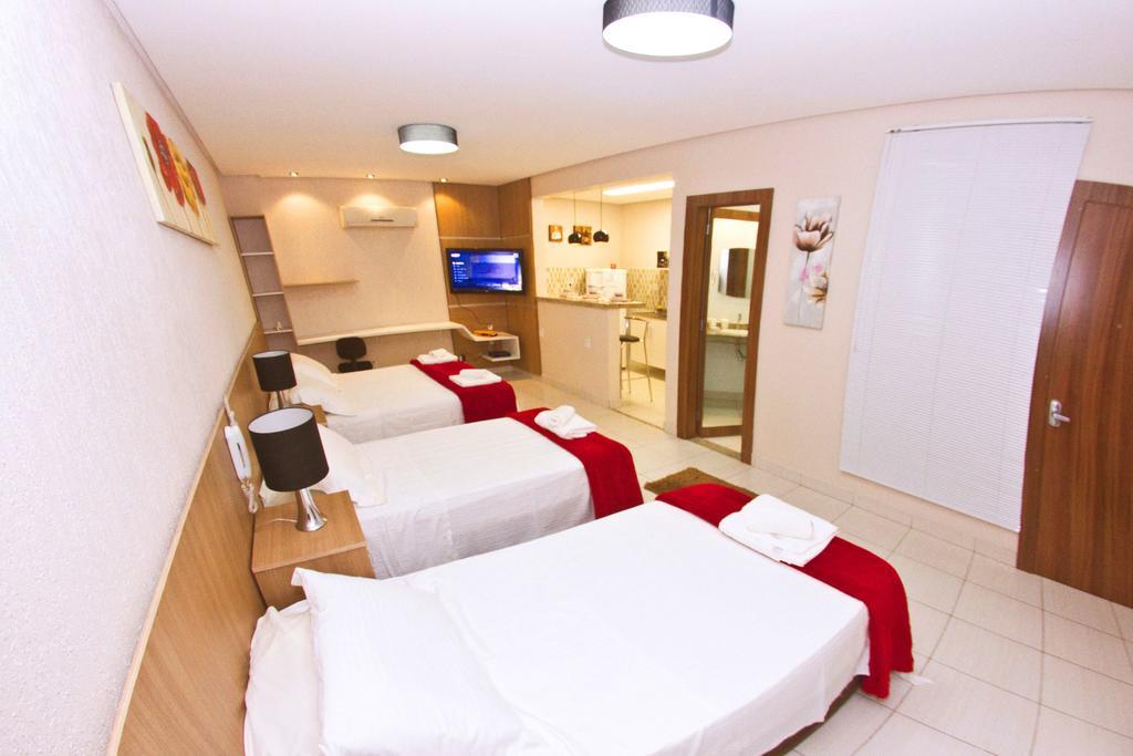 Hotel Innflat-Business มาเนาส์ ภายนอก รูปภาพ