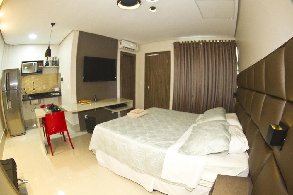 Hotel Innflat-Business มาเนาส์ ภายนอก รูปภาพ